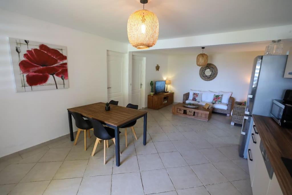 Belle Vue De Grande Anse Apartman Trois-Rivières Kültér fotó