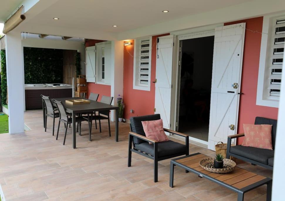 Belle Vue De Grande Anse Apartman Trois-Rivières Kültér fotó